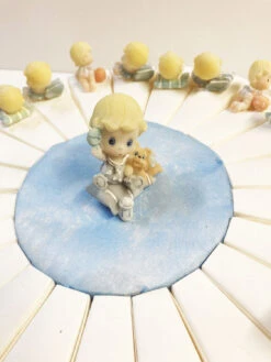 Gâteau à Dragées Ou Bonbons Bébés Bleus -Netbootic gateau dragee bebe bleu 31